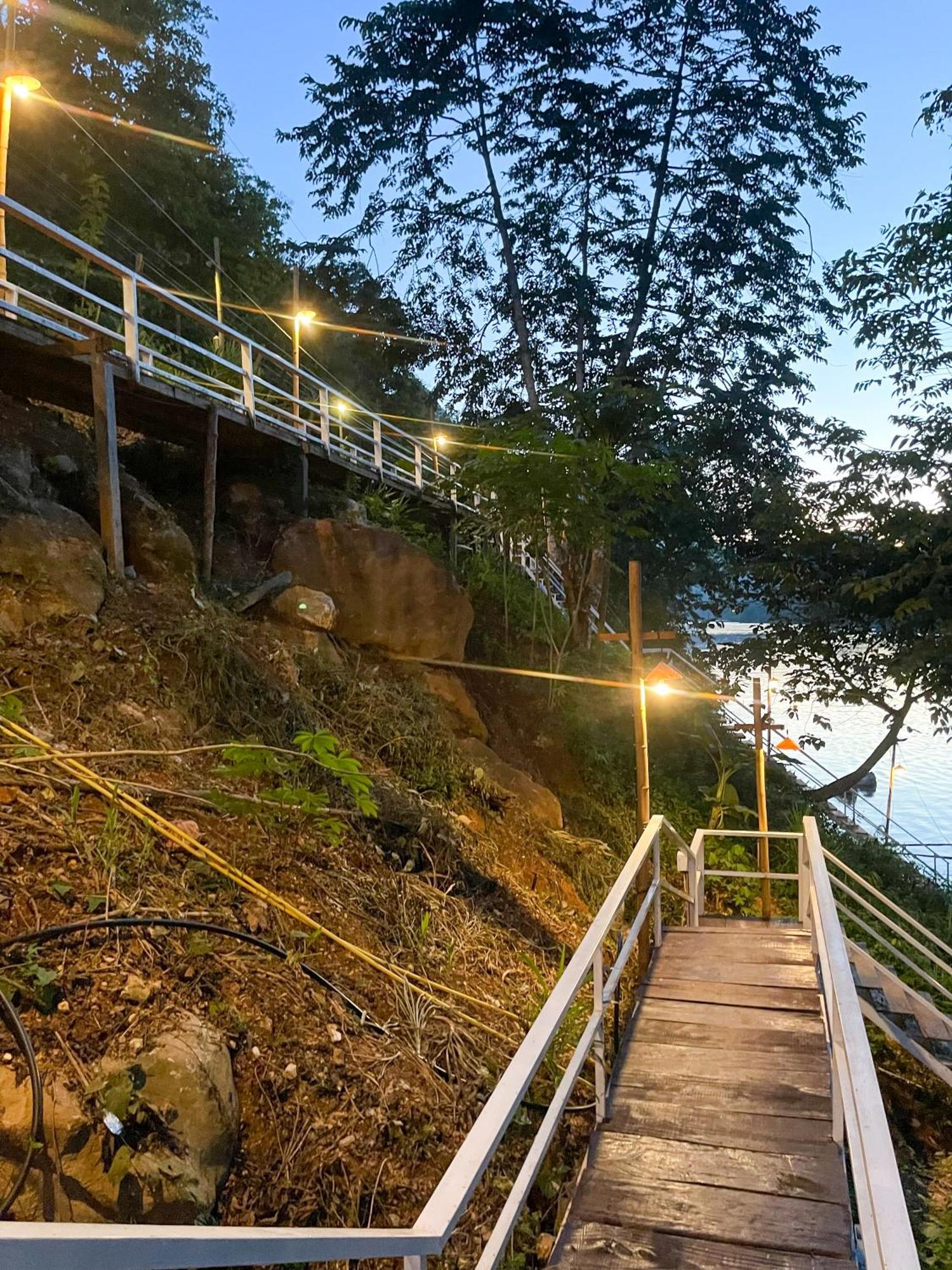Nongkhiaw The Float House酒店 外观 照片