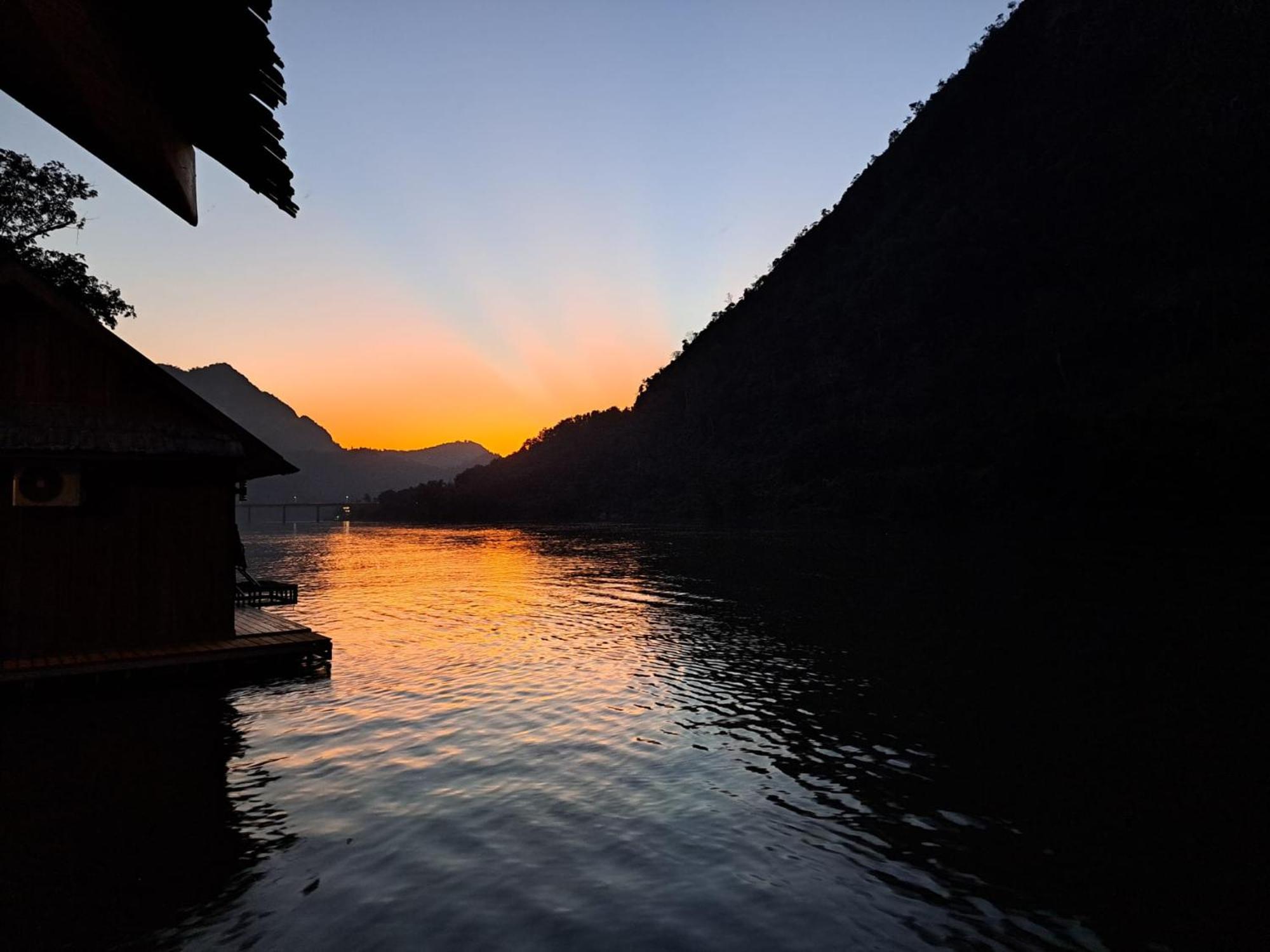Nongkhiaw The Float House酒店 外观 照片